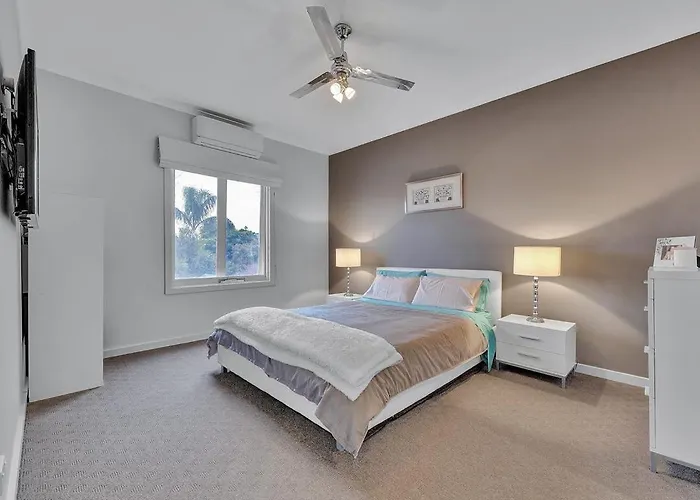 Golf Views Apartment